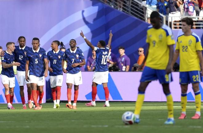 世界杯死亡之组彻底散场：法国3-0瑞典后，F组四队全部出局